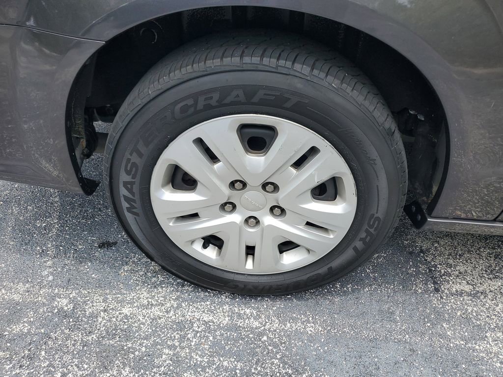 Used 2019 Dodge Grand Caravan SE FWD image 5