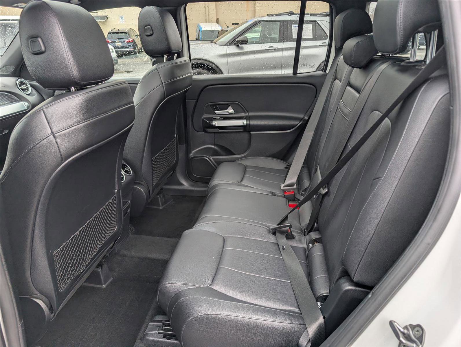 Used 2021 Mercedes-Benz GLB 250 4MATIC image 15