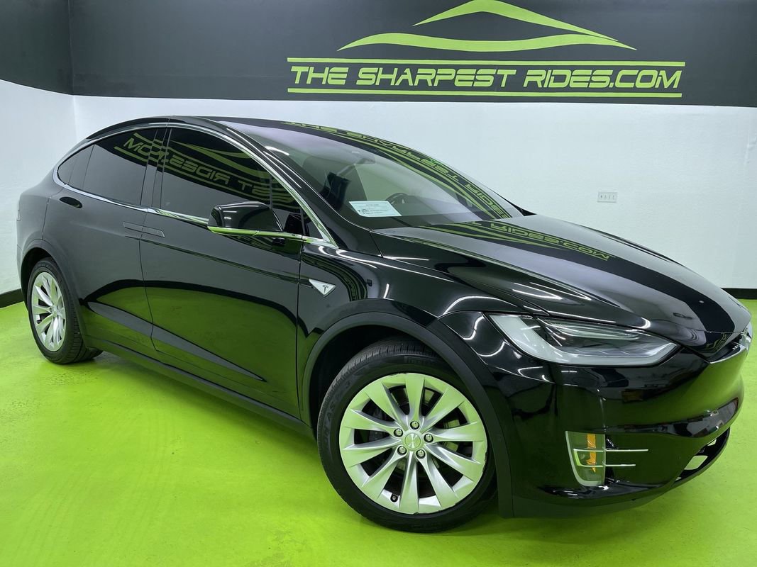 Used 2016 Tesla Model X 75D image 1