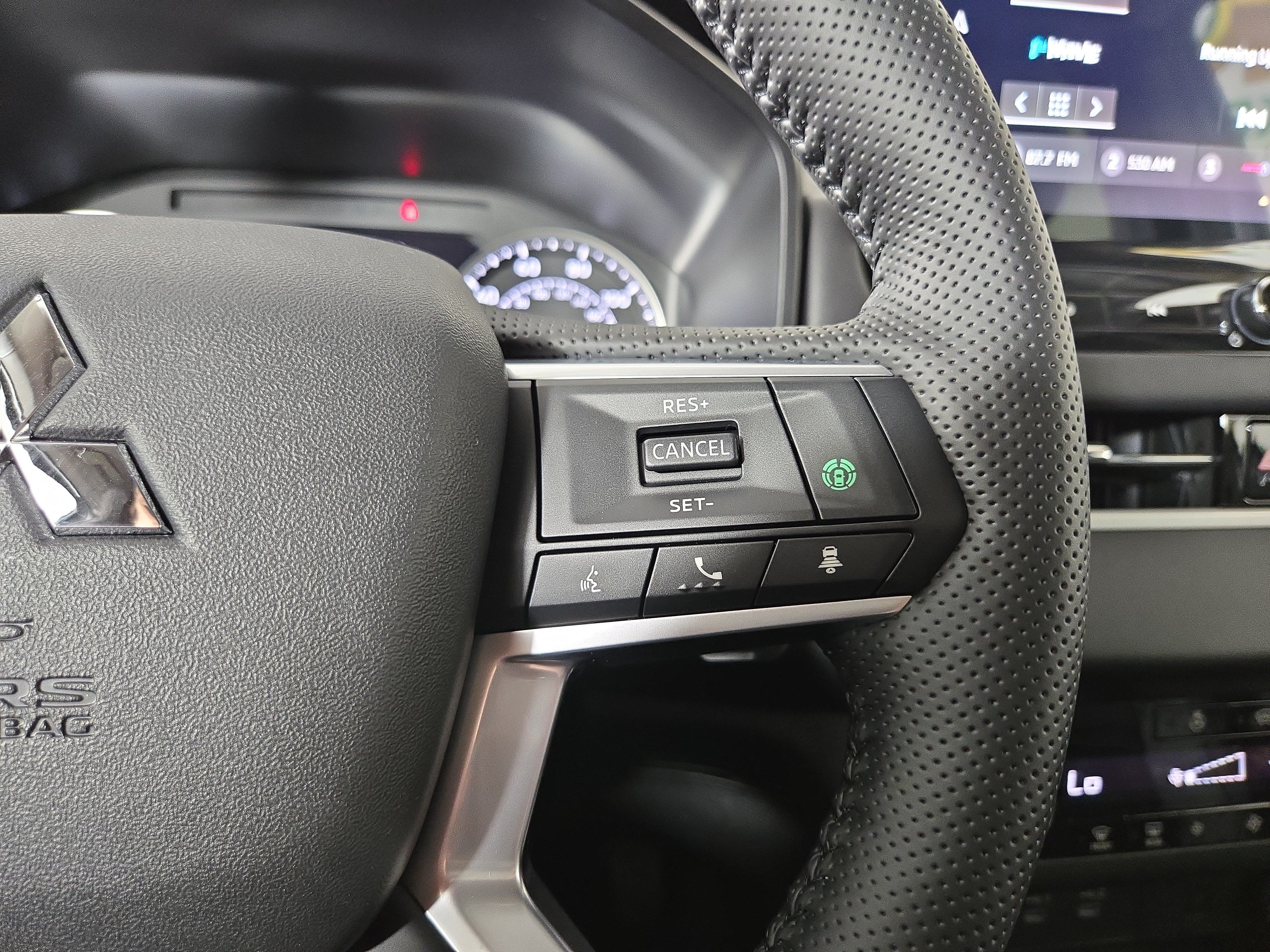 New 2026 Mitsubishi Outlander AWD image 16