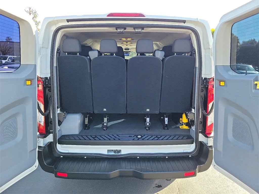 Used 2019 Ford Transit 350 XLT image 23