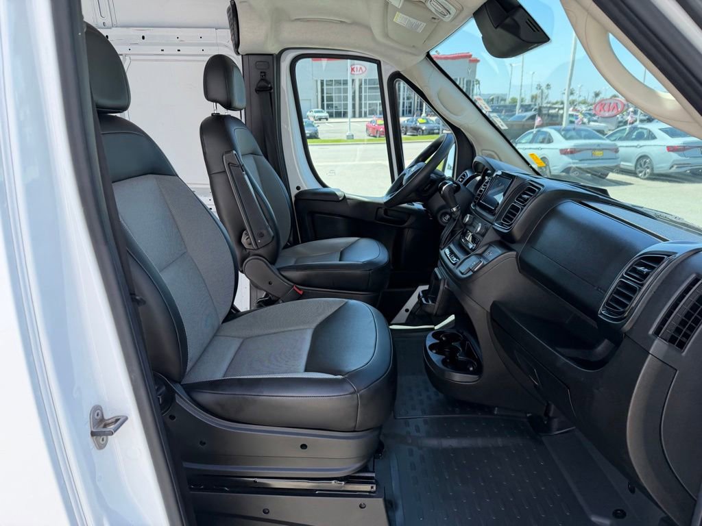 Used 2023 RAM ProMaster 2500 FWD image 16