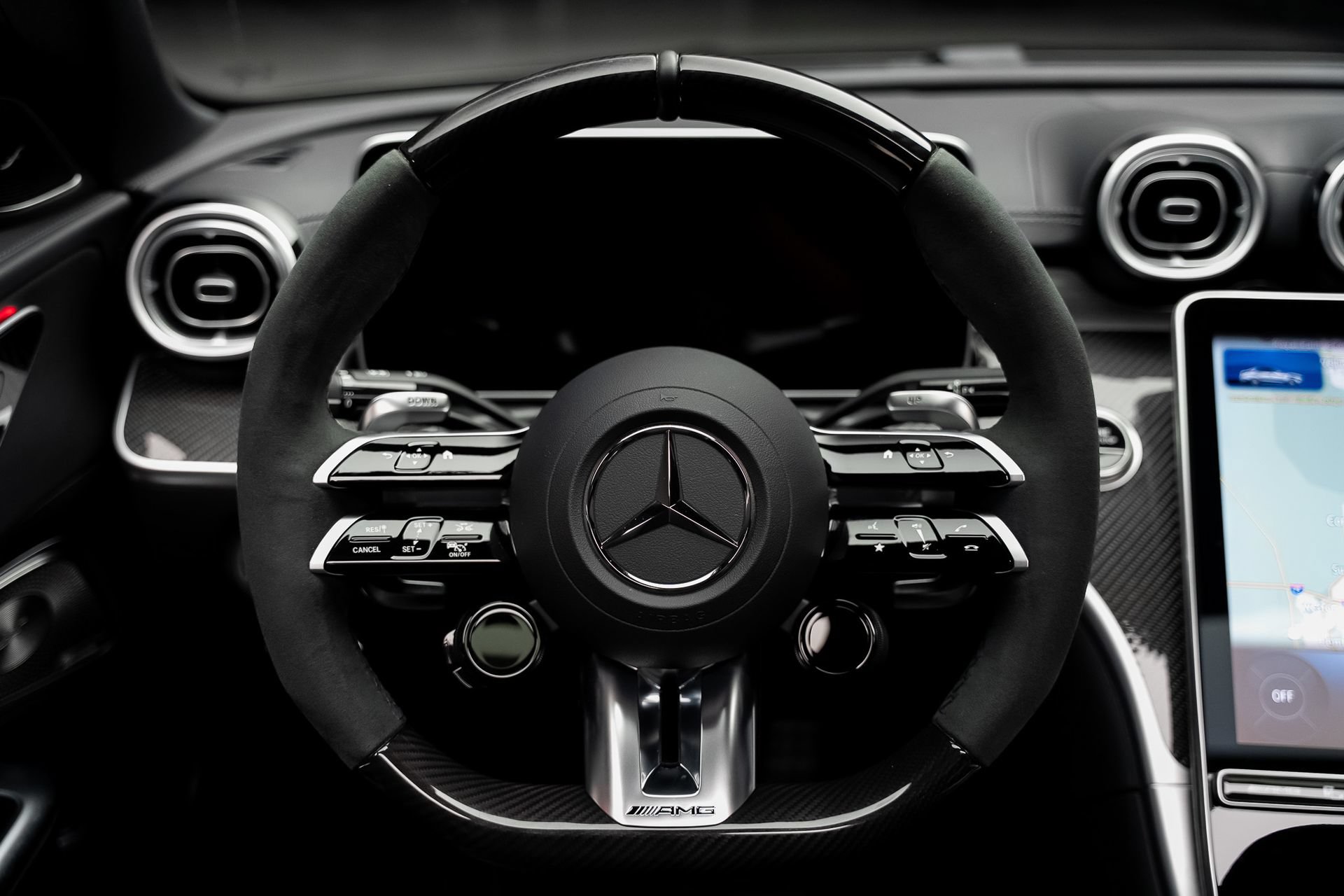 Used 2025 Mercedes-Benz C 36 AMG S image 47