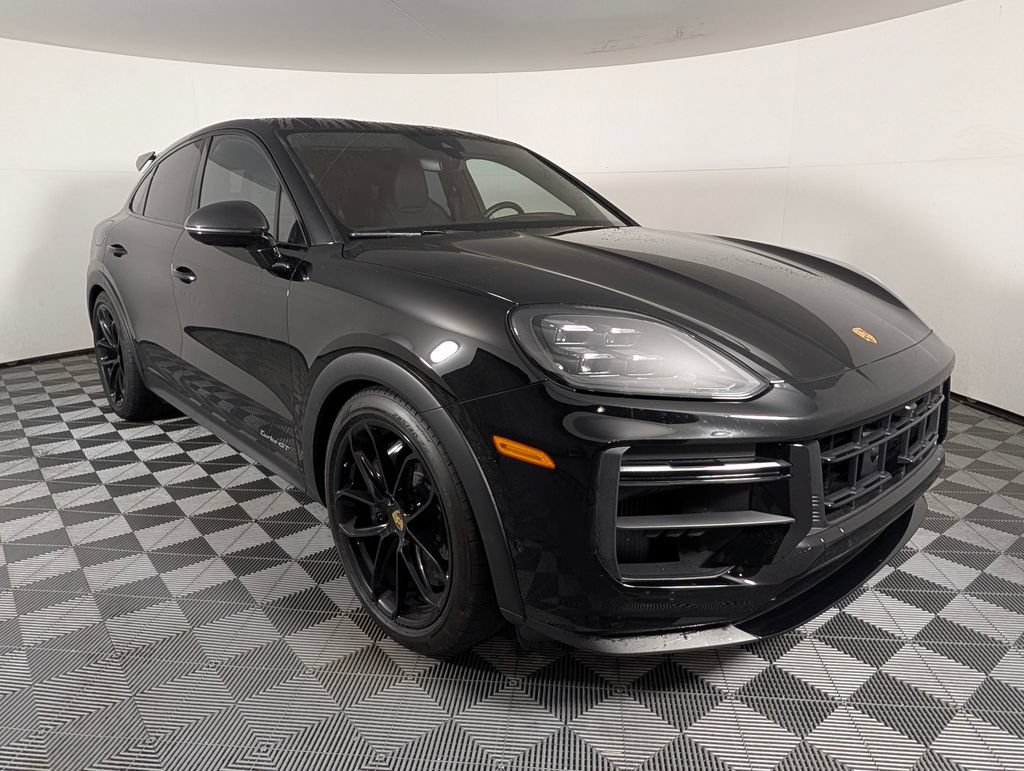 Certified 2024 Porsche Cayenne Turbo GT AWD/4WD image 8