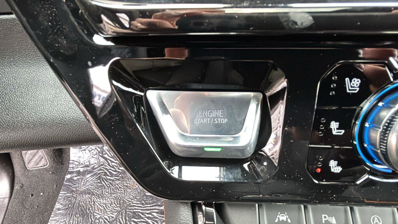 New 2026 GMC Sierra 1500 AT4 w/ AT4 Premium Package image 11