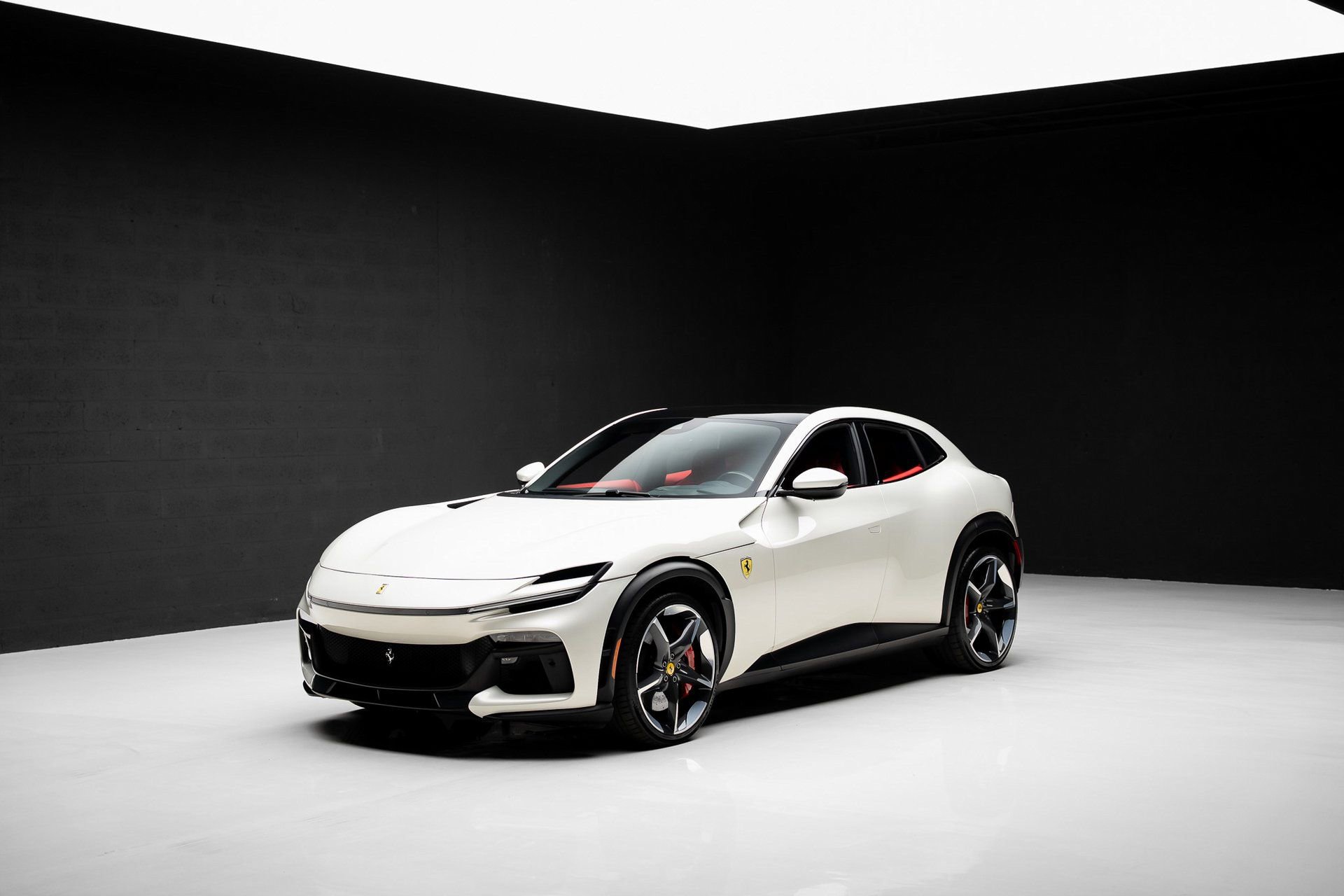 Used 2023 Ferrari Purosangue AWD/4WD image 4