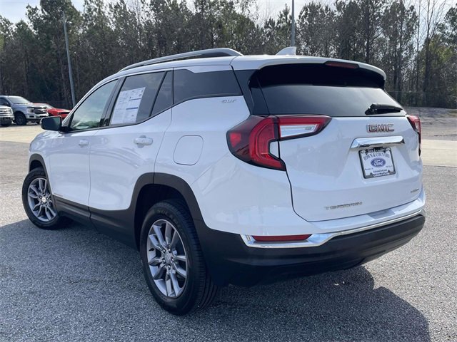 Used 2024 GMC Terrain SLT image 5