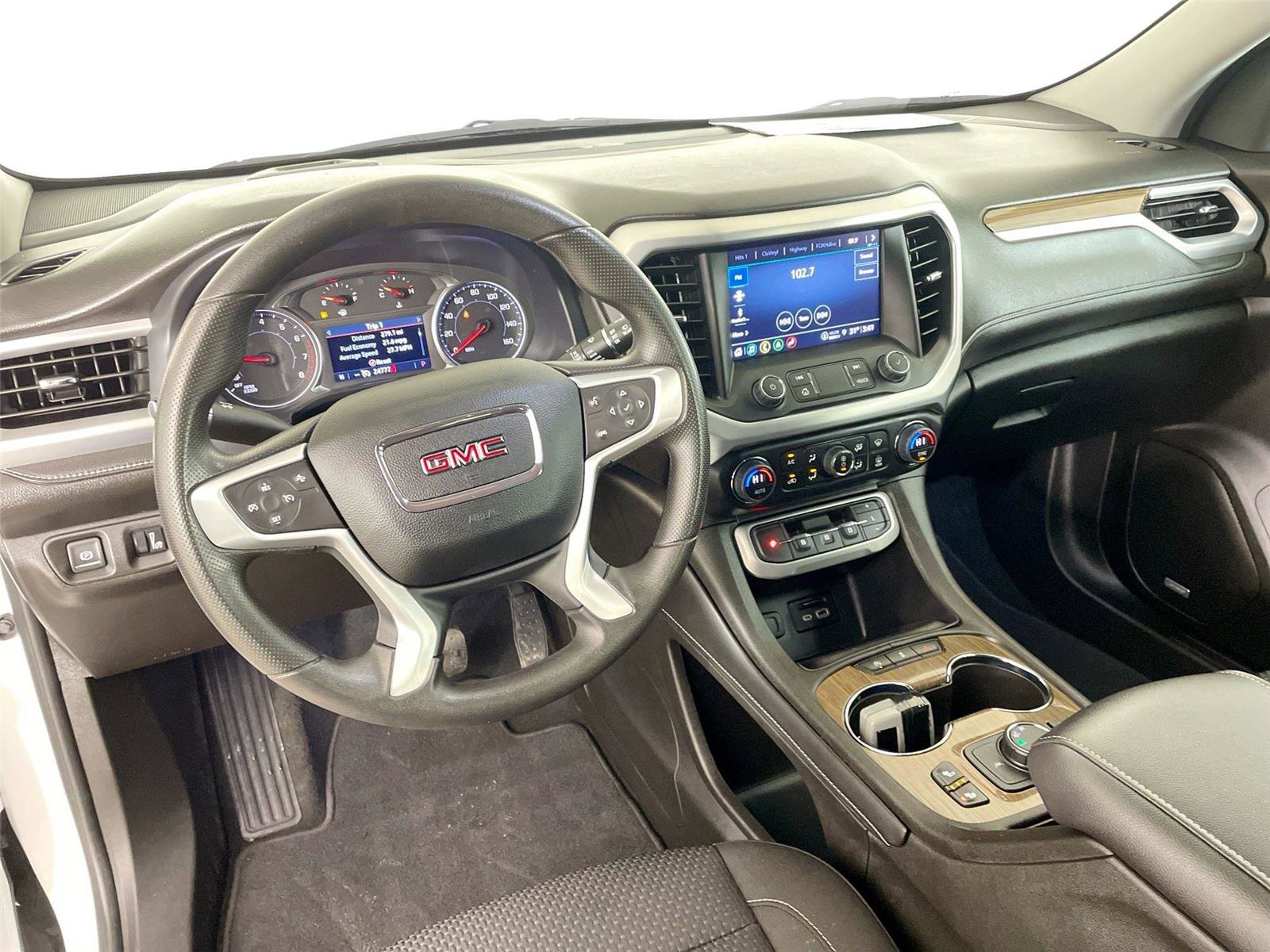 Used 2023 GMC Acadia SLE w/ Driver Convenience Package image 22