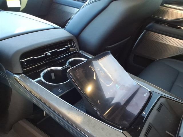 New 2026 Cadillac Escalade IQ Luxury 2 image 15