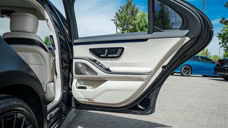 Used 2022 Mercedes-Benz S 500 4MATIC image 45