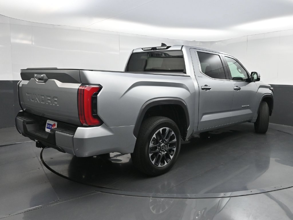 Used 2022 Toyota Tundra Limited AWD/4WD image 27