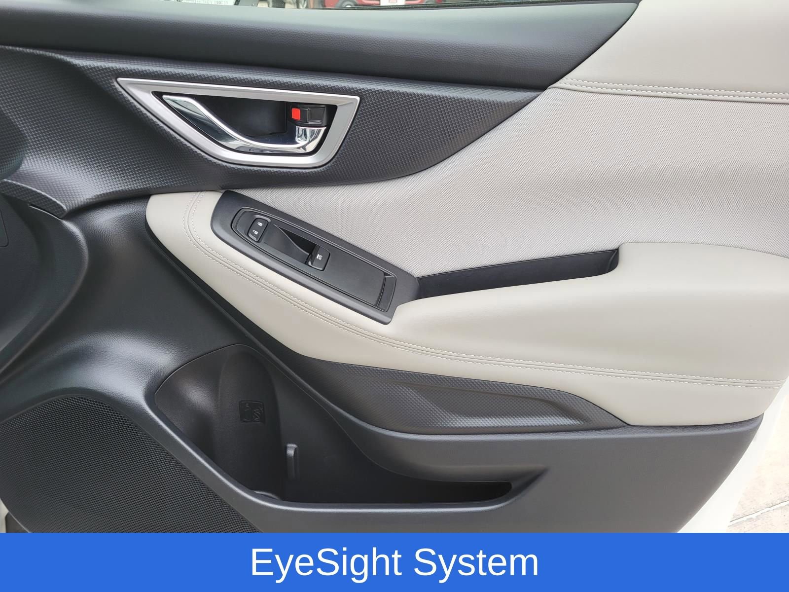 Used 2023 Subaru Forester Premium image 7