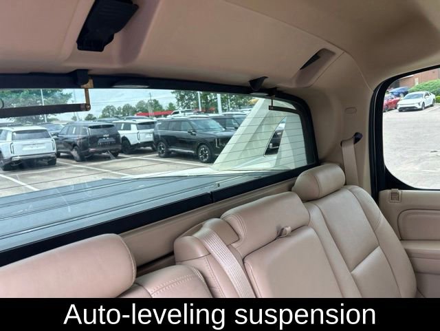 Used 2012 Cadillac Escalade EXT Premium AWD/4WD image 23