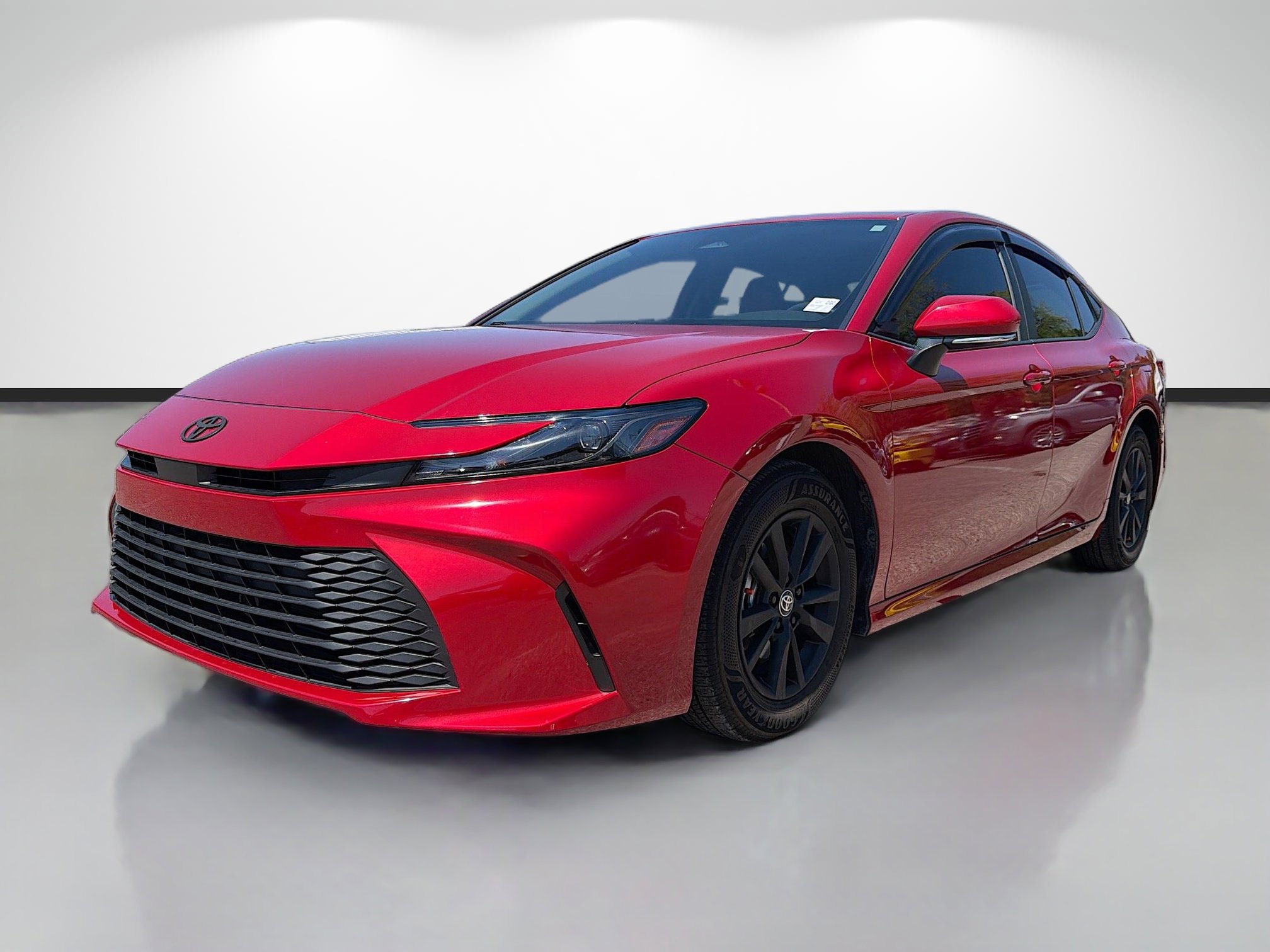 Used 2025 Toyota Camry LE w/ Convenience Package FWD image 7