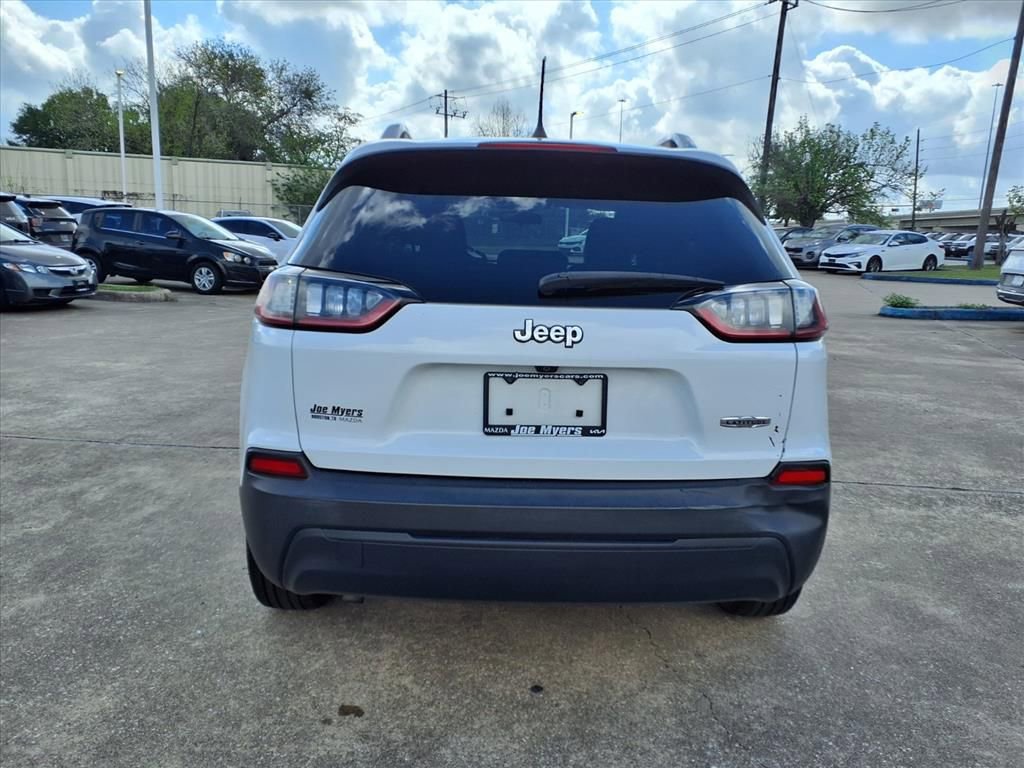 Used 2019 Jeep Cherokee Latitude Plus image 8