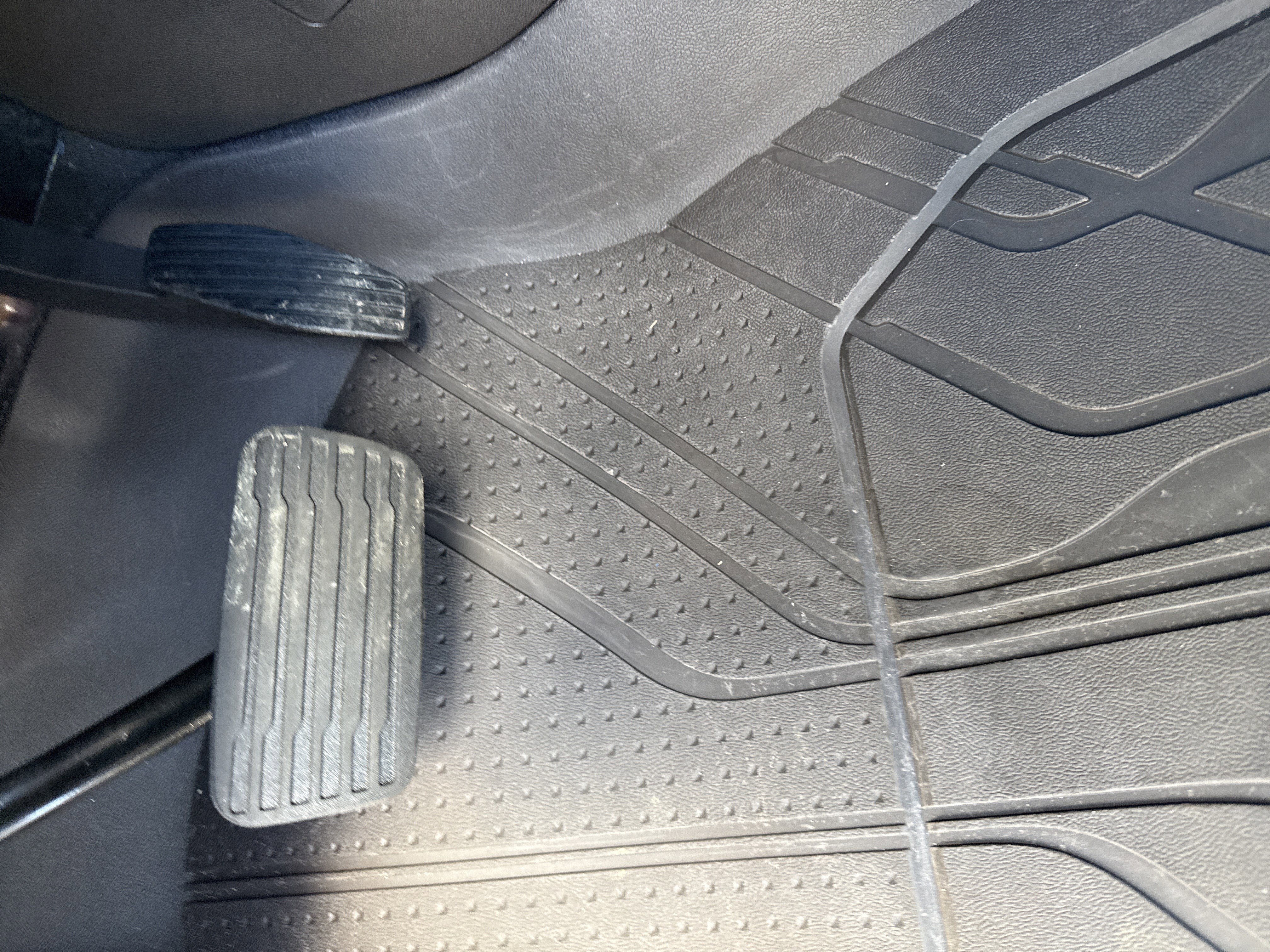 Certified 2023 Chevrolet Silverado 1500 RST w/ Convenience Package II image 17