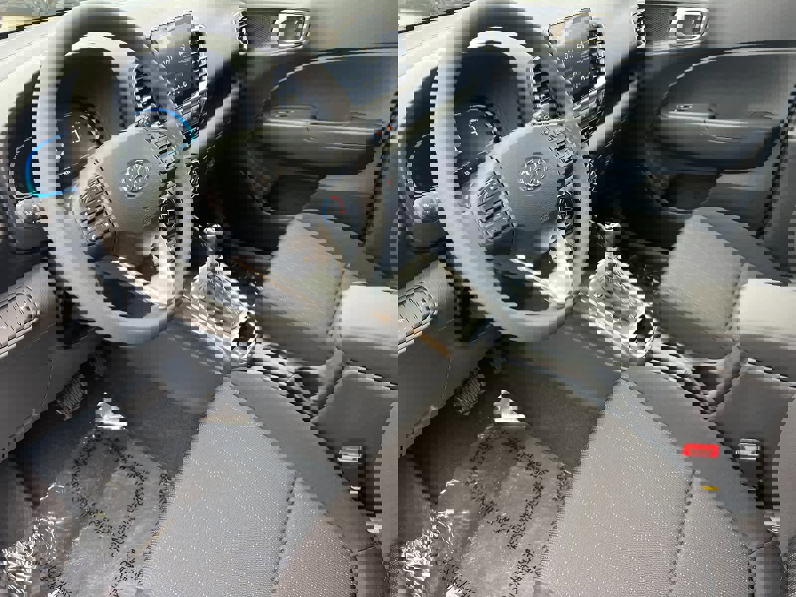 New 2026 Hyundai Venue SE image 11