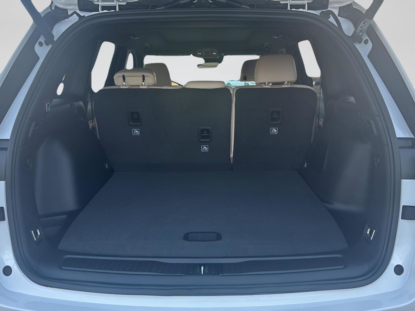 New 2026 Jeep Grand Cherokee Limited w/ Trailer Tow Package image 13