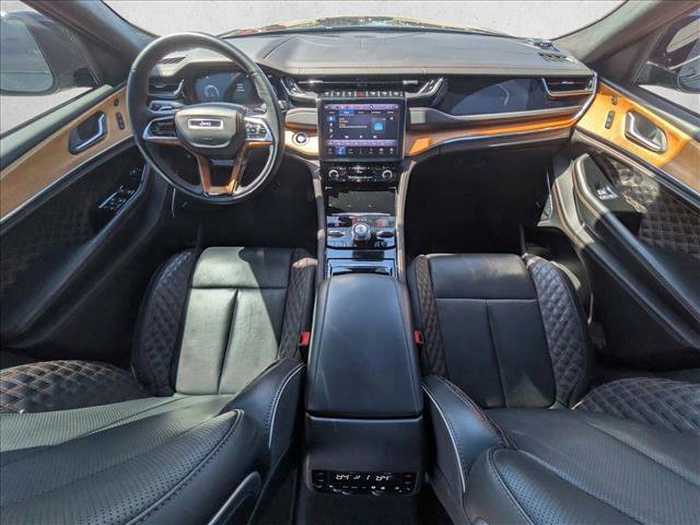 Used 2024 Jeep Grand Cherokee L Summit image 18