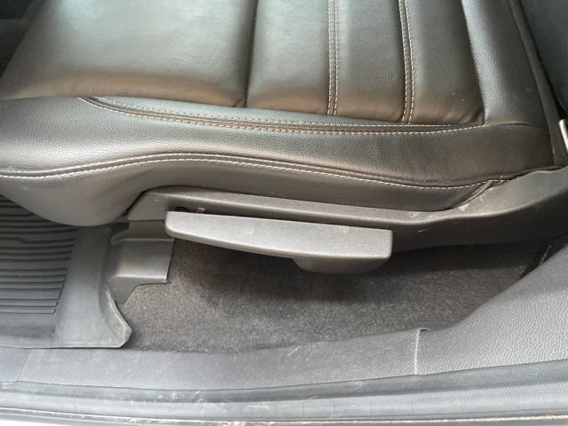 Used 2018 Ford Escape Titanium w/ Ford Safe & Smart Package AWD/4WD image 60