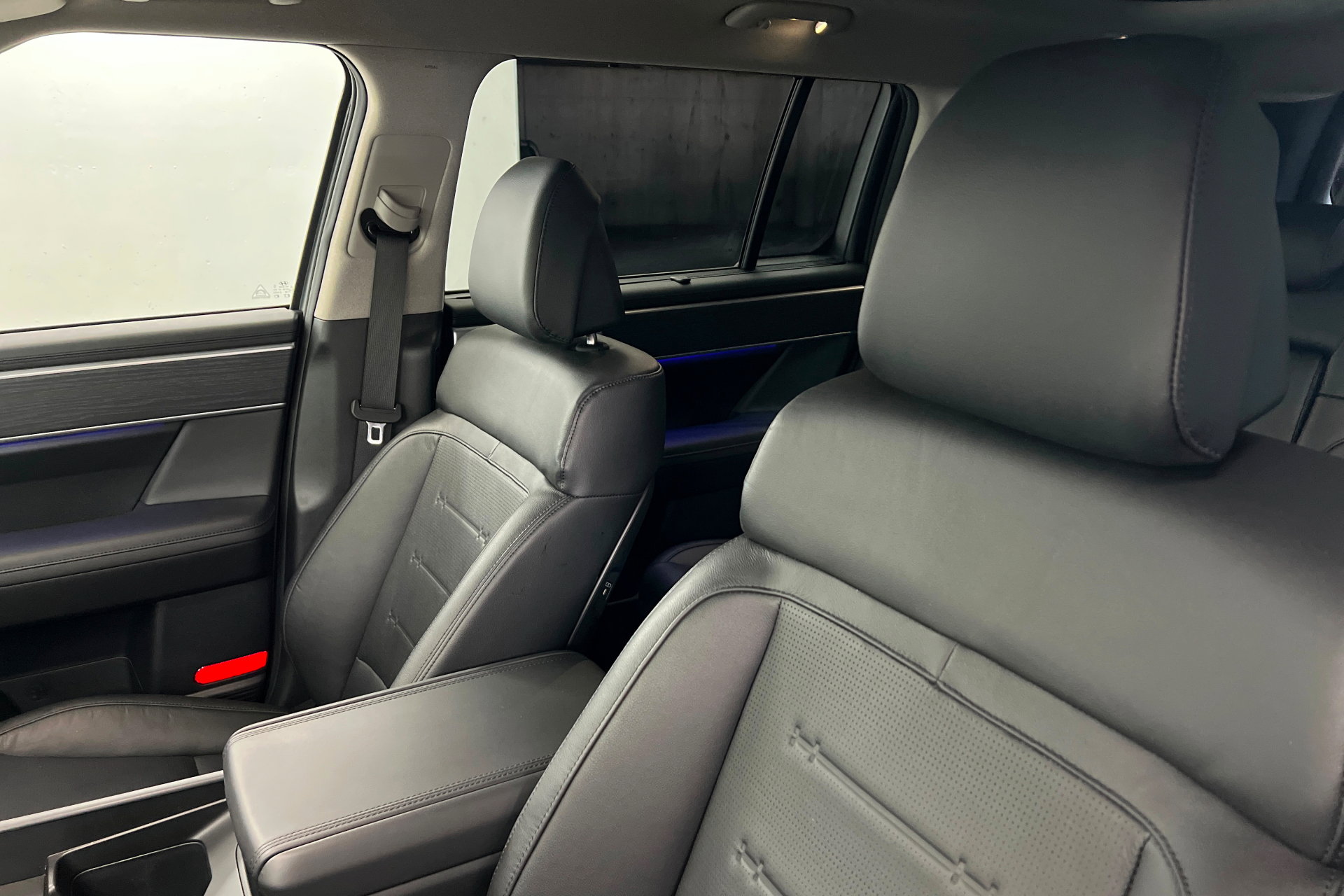 Used 2024 Hyundai Santa Fe Limited image 17