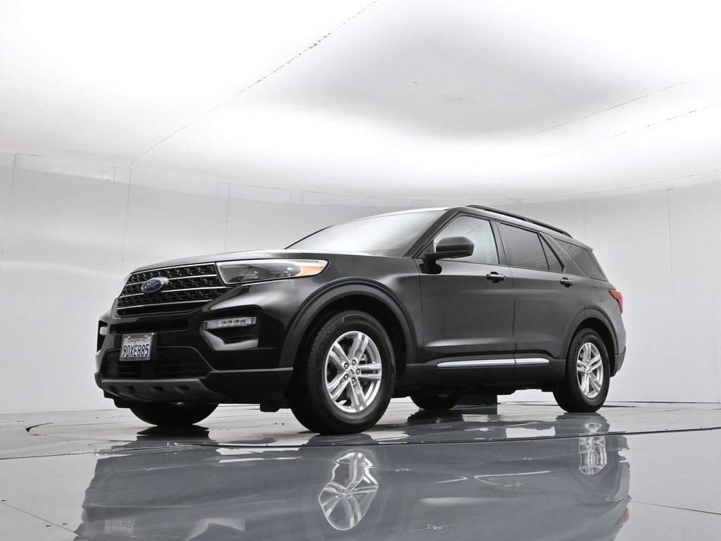 Used 2022 Ford Explorer XLT w/ Equipment Group 202A image 49