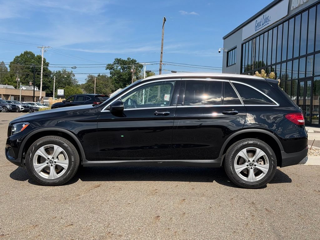 Used 2018 Mercedes-Benz GLC 300 4MATIC image 2