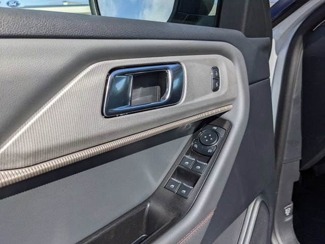 New 2026 Ford Explorer Active RWD image 21