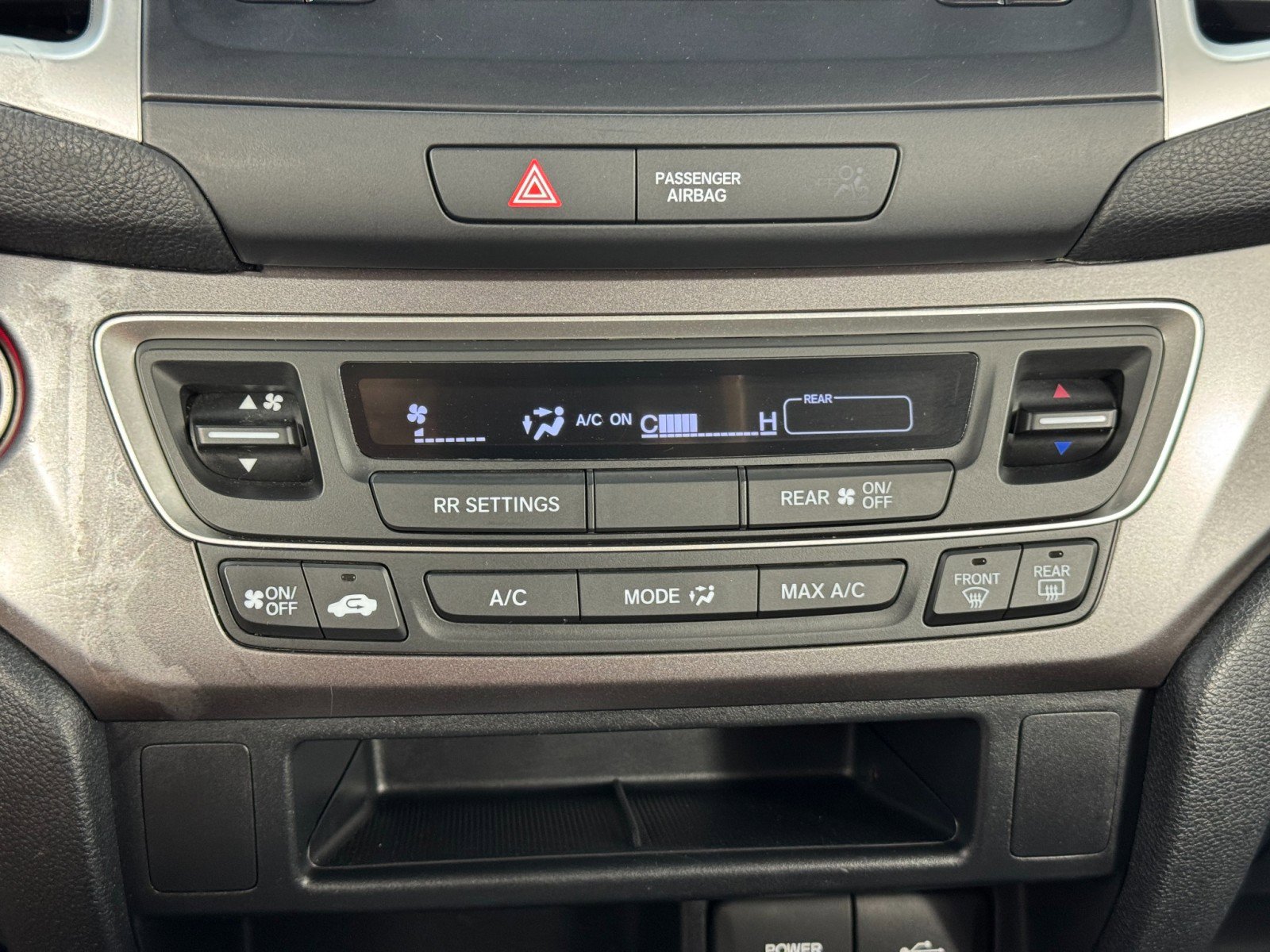 Used 2020 Honda Pilot LX image 25