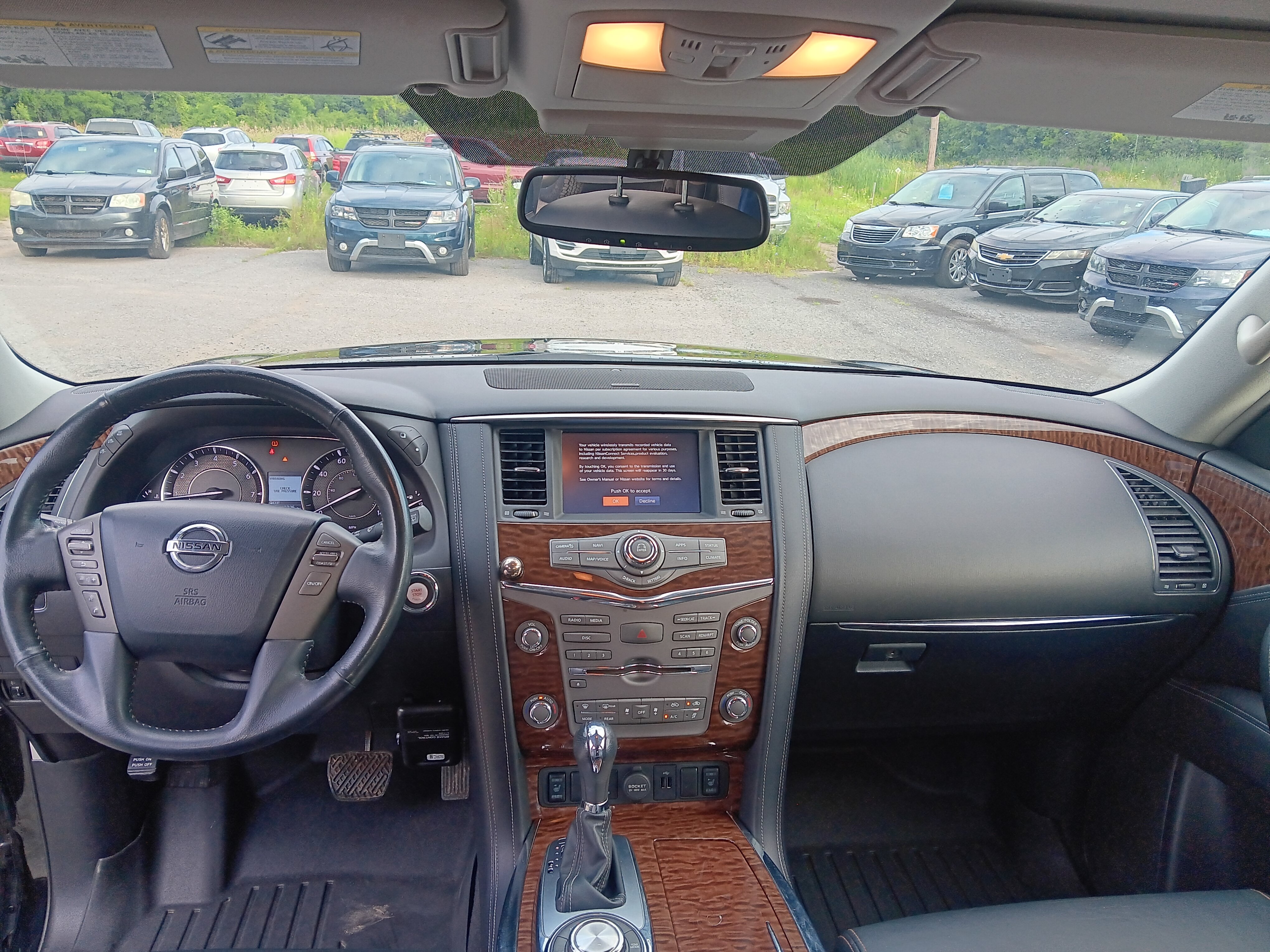 Used 2018 Nissan Armada SL w/ Moonroof Package AWD/4WD image 11