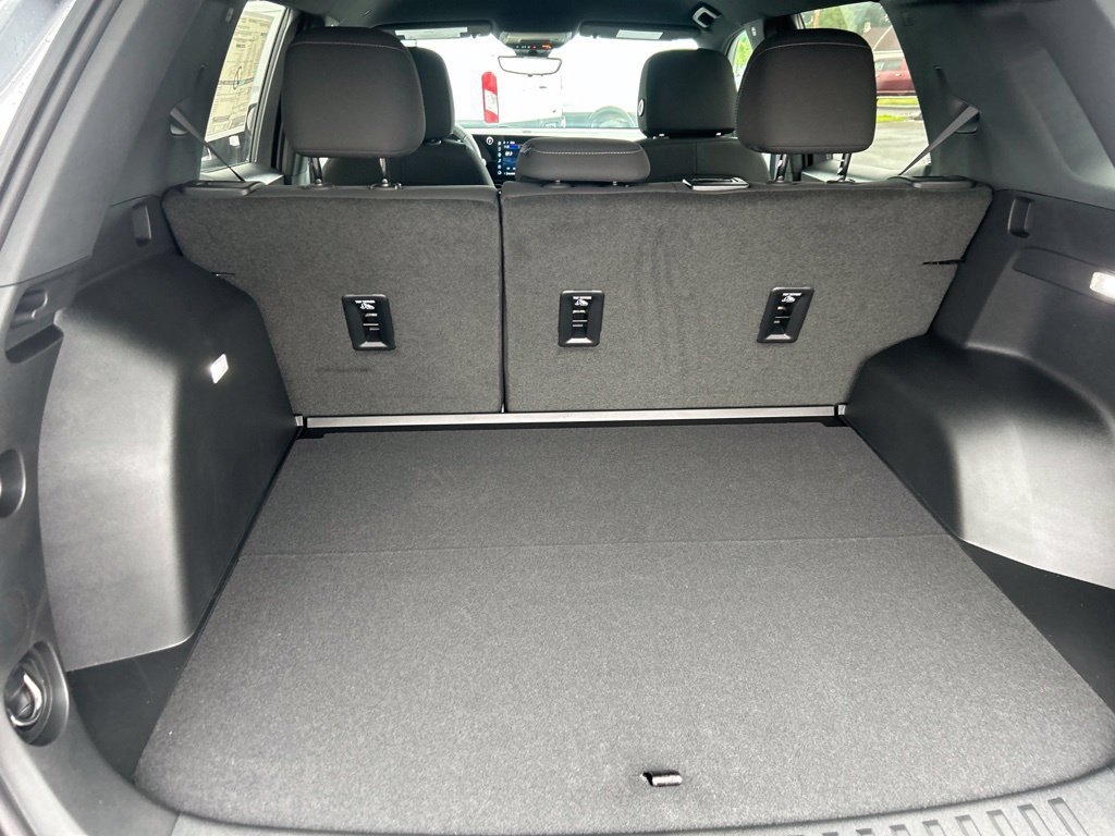 New 2027 Chevrolet Equinox LT w/ Safety and Technology Package AWD/4WD image 23