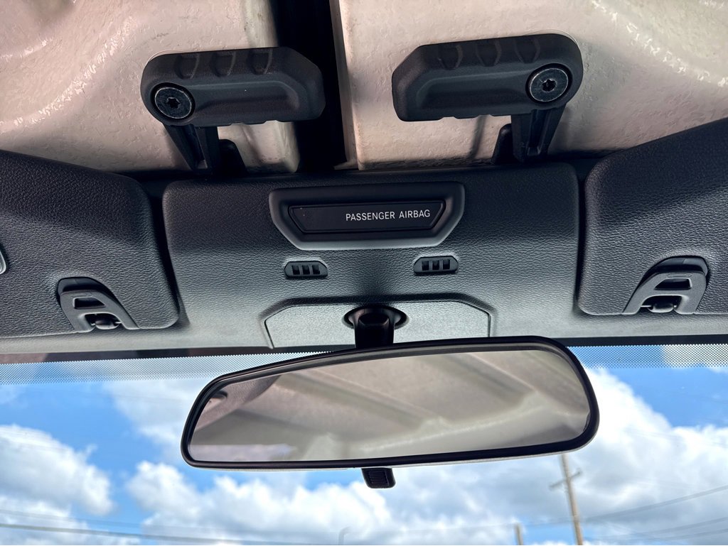 Certified 2022 Jeep Gladiator Willys image 24