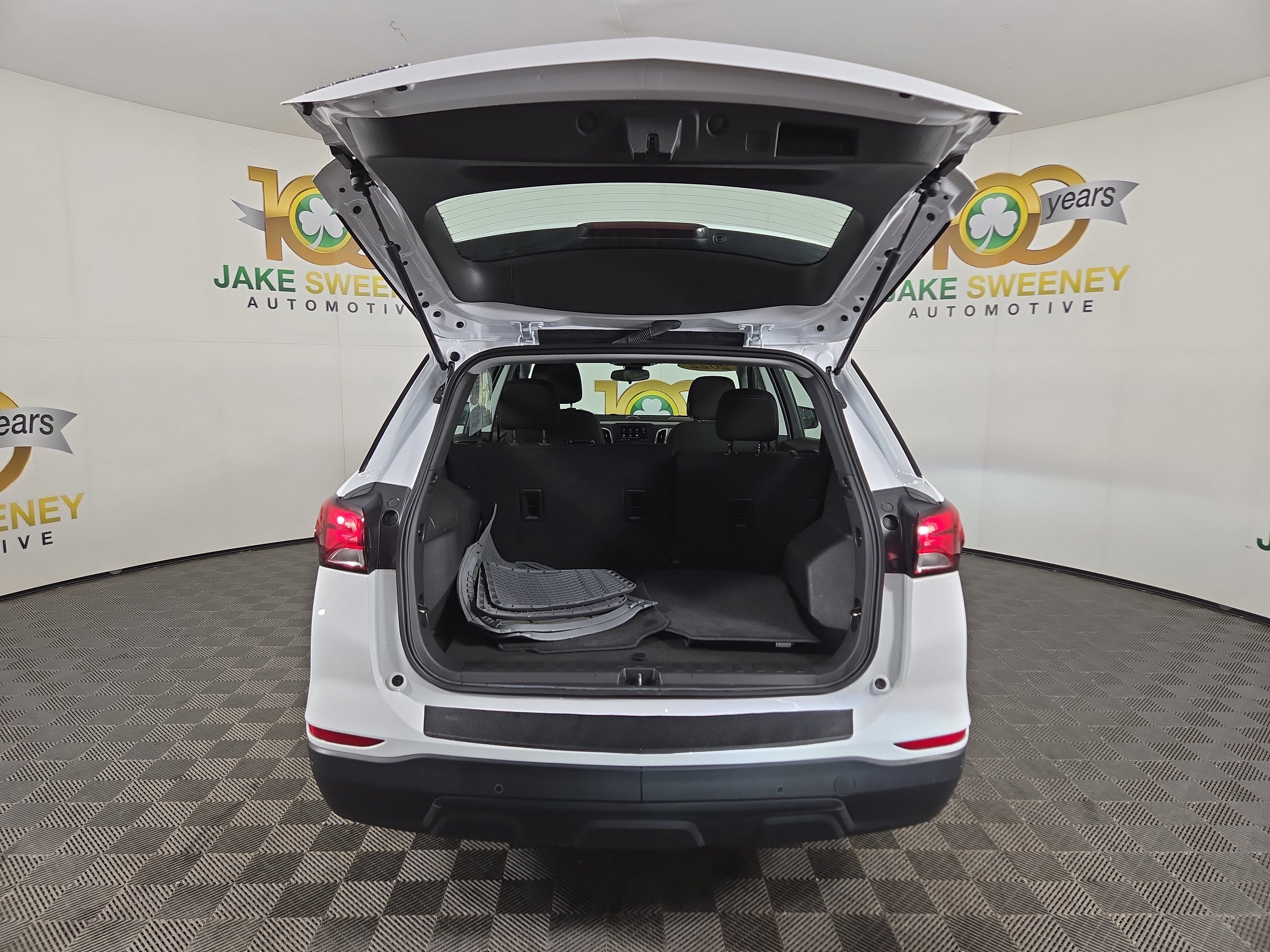 Used 2023 Chevrolet Equinox LS w/ Driver Confidence II Package image 31