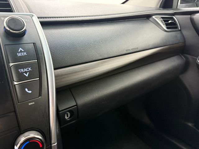 Used 2017 Toyota Camry LE FWD image 22