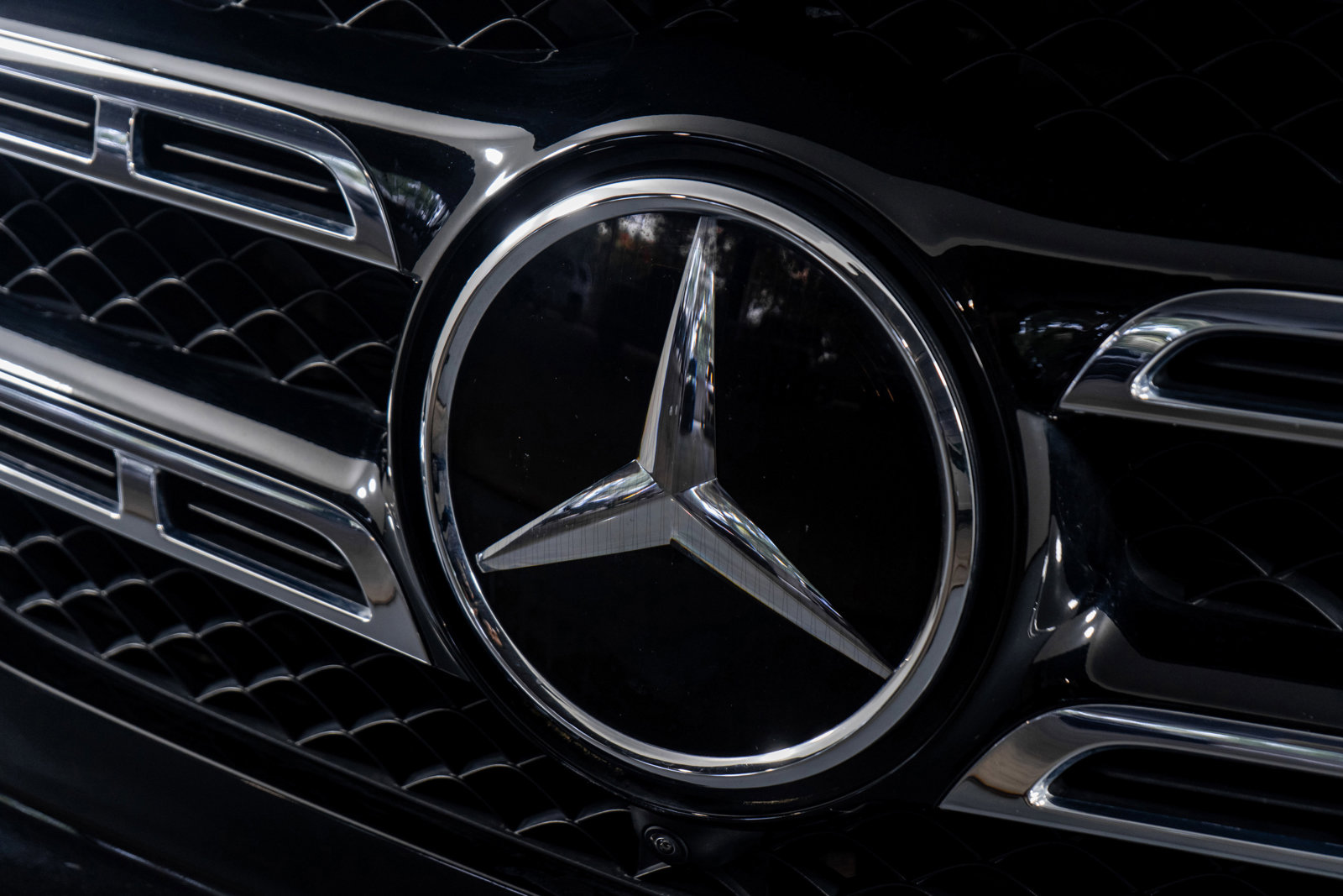 Used 2023 Mercedes-Benz GLS 580 4MATIC image 26