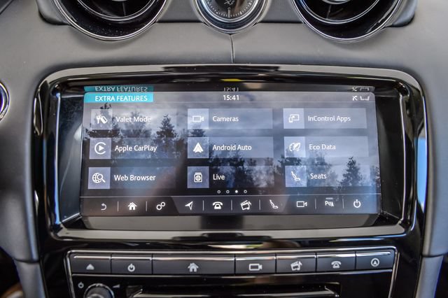 Used 2019 Jaguar XJ L Portfolio RWD image 21