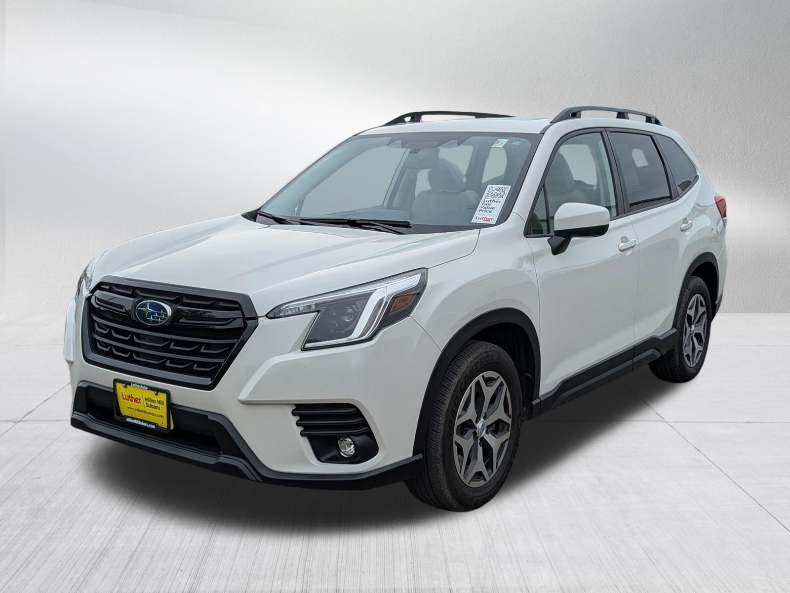 Used 2024 Subaru Forester Premium AWD/4WD image 3