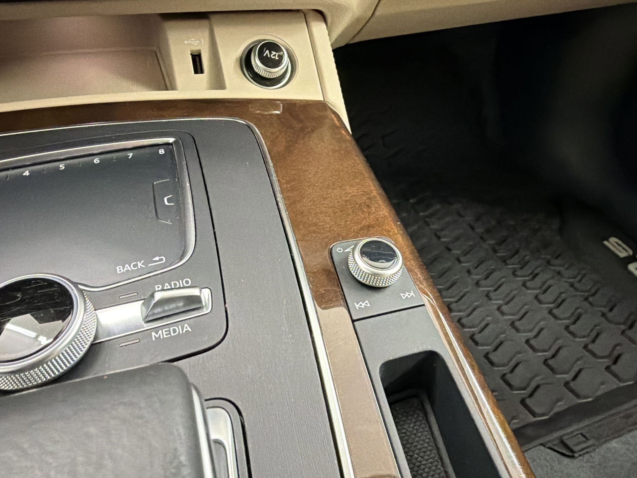 Used 2019 Audi Q5 Premium Plus w/ Premium Plus Package image 31