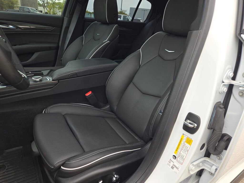 Used 2024 Cadillac CT5 V Blackwing w/ Driver Assist Package RWD image 25