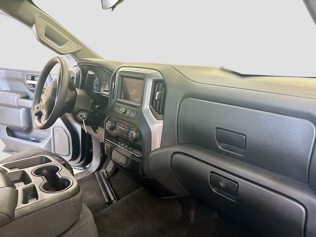 Used 2020 Chevrolet Silverado 1500 Custom w/ Custom Value Package RWD image 32