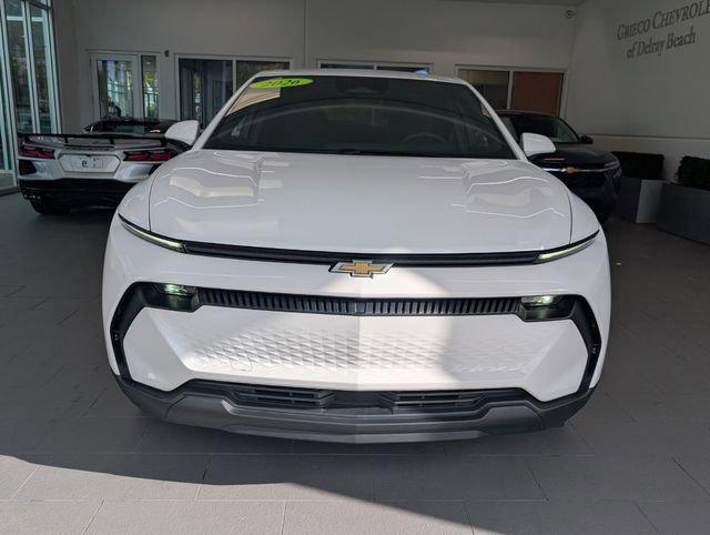 Used 2026 Chevrolet Equinox EV LT image 2