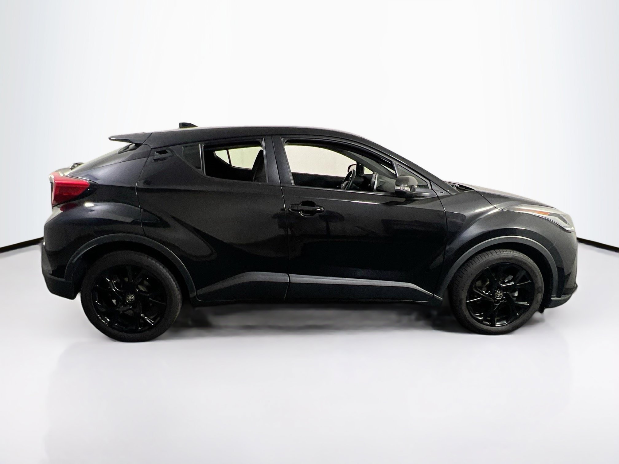 Used 2021 Toyota C-HR Nightshade FWD image 4
