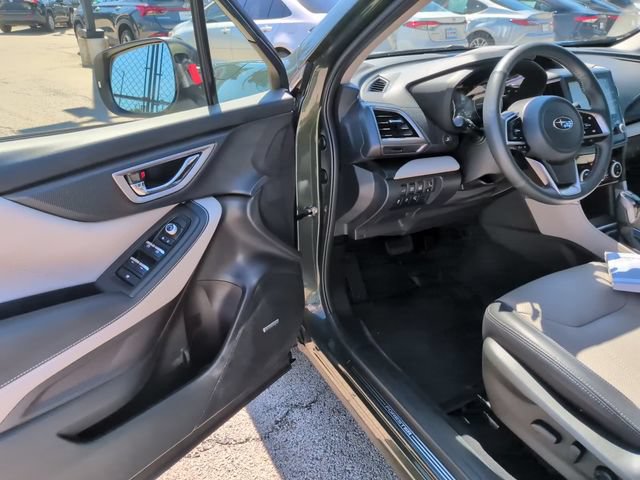 Used 2023 Subaru Forester Limited AWD/4WD image 10