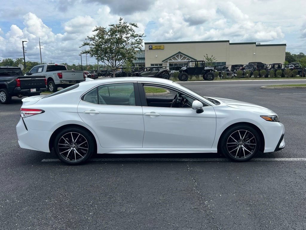 Certified 2023 Toyota Camry SE FWD image 6
