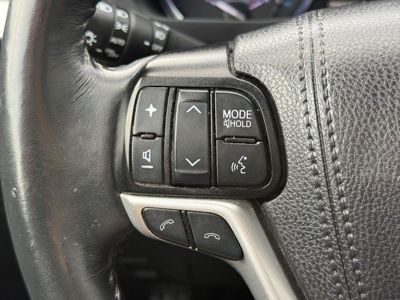 Used 2019 Toyota Highlander Limited Platinum AWD/4WD image 21