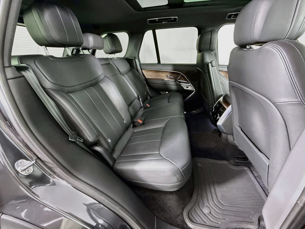 Certified 2024 Land Rover Range Rover SE AWD/4WD image 29