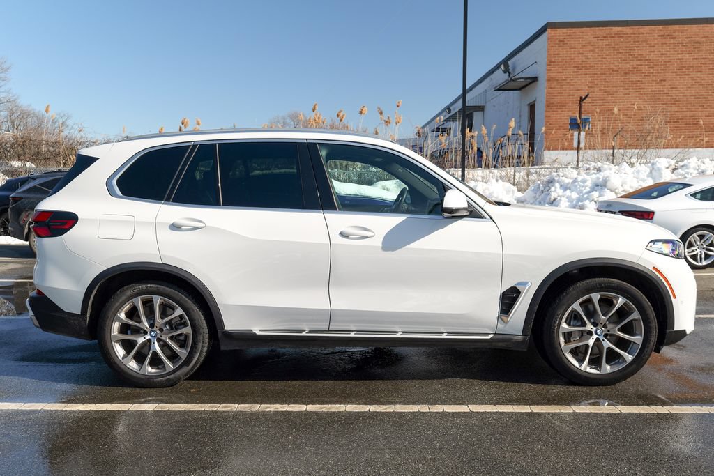 Used 2024 BMW X5 xDrive50e AWD/4WD image 8