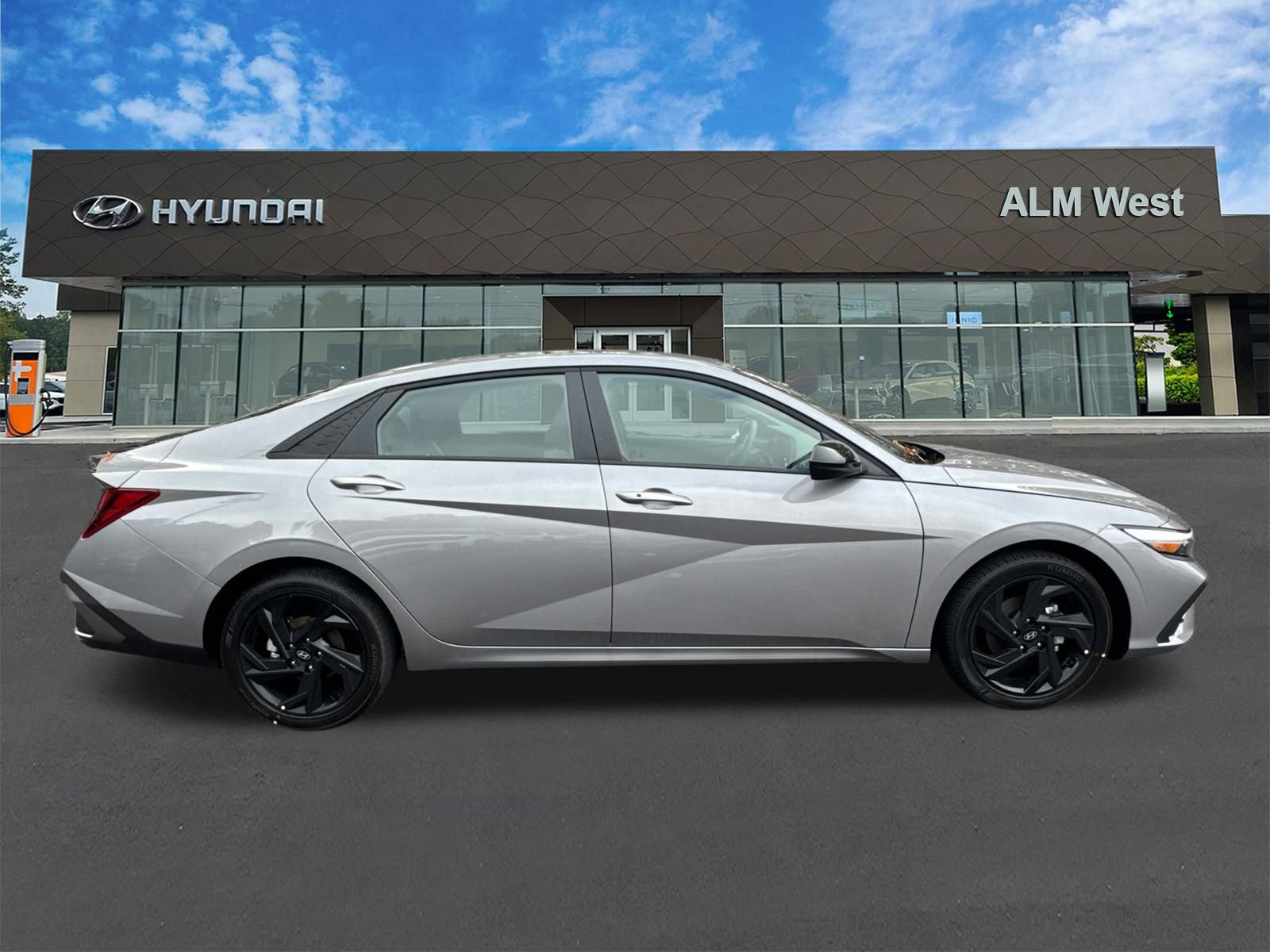 New 2026 Hyundai Elantra Sport image 4