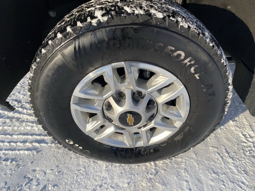 Used 2025 Chevrolet Silverado 2500 LT w/ Convenience Package image 30