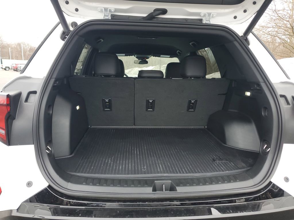 New 2026 GMC Terrain AT4 w/ Convenience Package III image 8